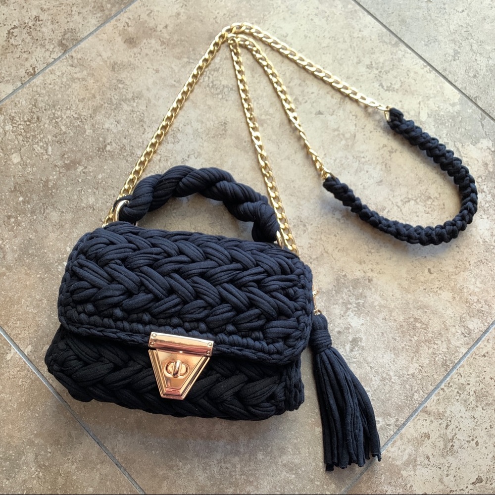 Black Marshmellow Crochet Crossbody Bag